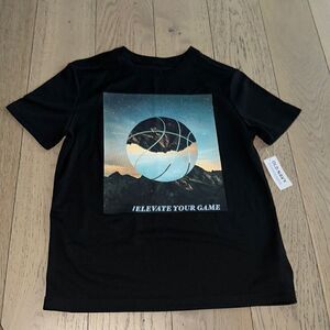 OLDNAVY LITTLE BOYS TSHIRT SIZE MEDIUM